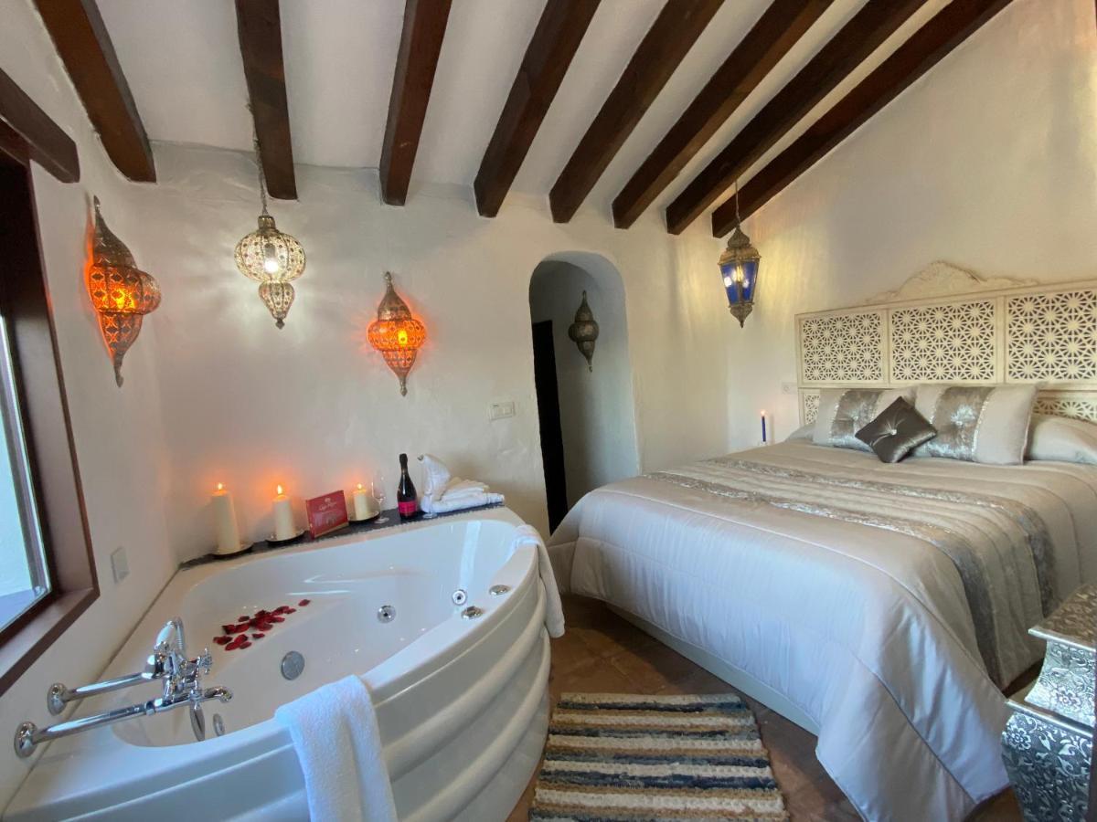 El Escondite De Martina, Aticos Romanticos Setenil De Las Bodegas Εξωτερικό φωτογραφία